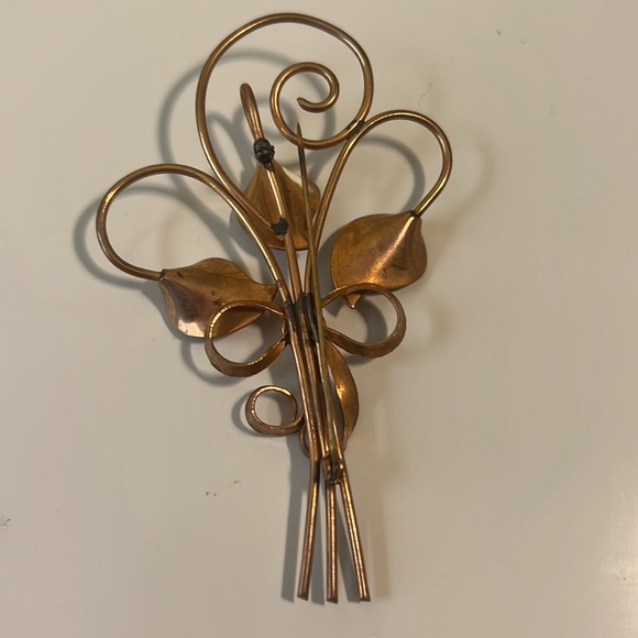 Vintage Flower Brooch. - Picture 3 of 6